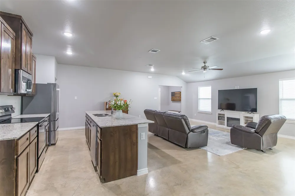 1715 Dryden Avenue Copperas Cove, TX 76522