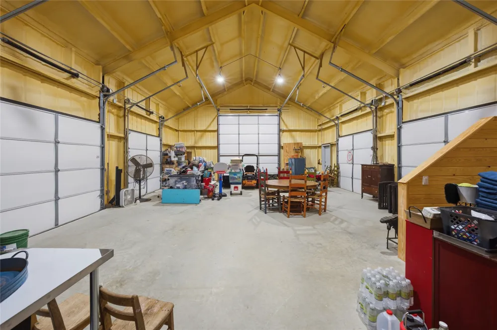 7335 CR 4710 Larue, TX 75770