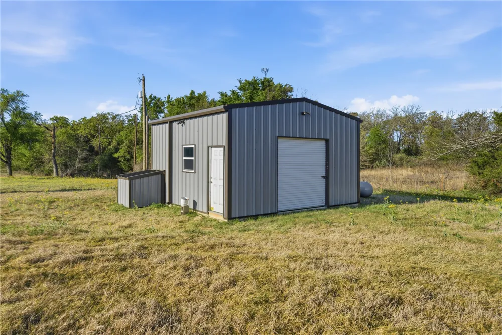 7335 CR 4710 Larue, TX 75770