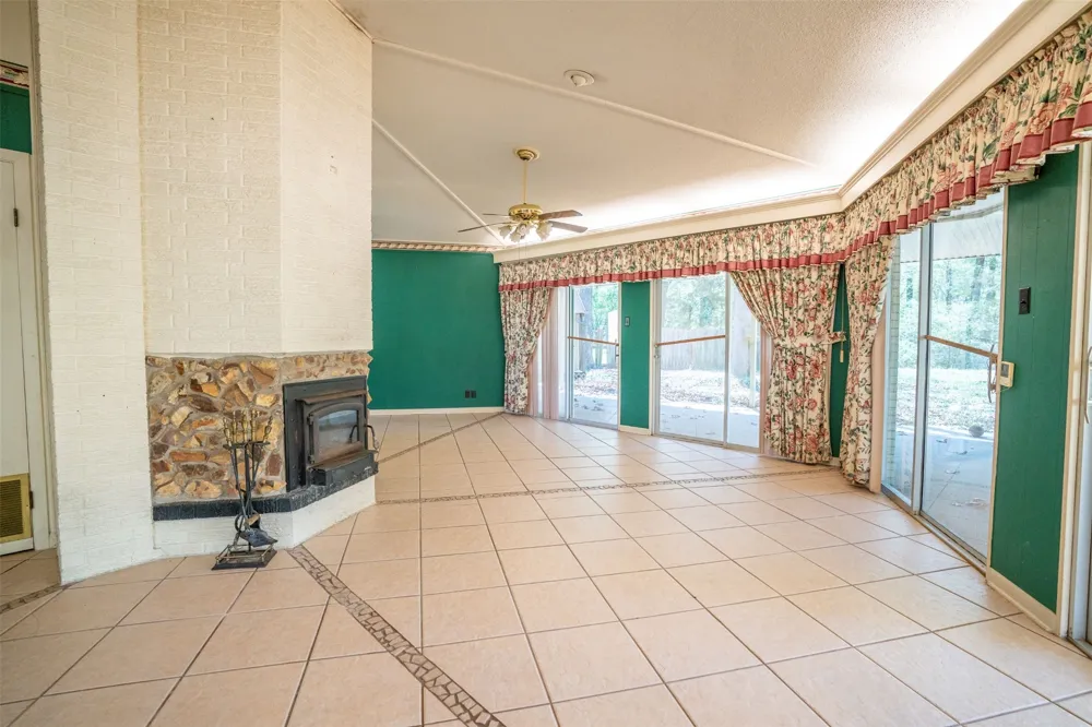 375 County Road 45080 Powderly, TX 75473