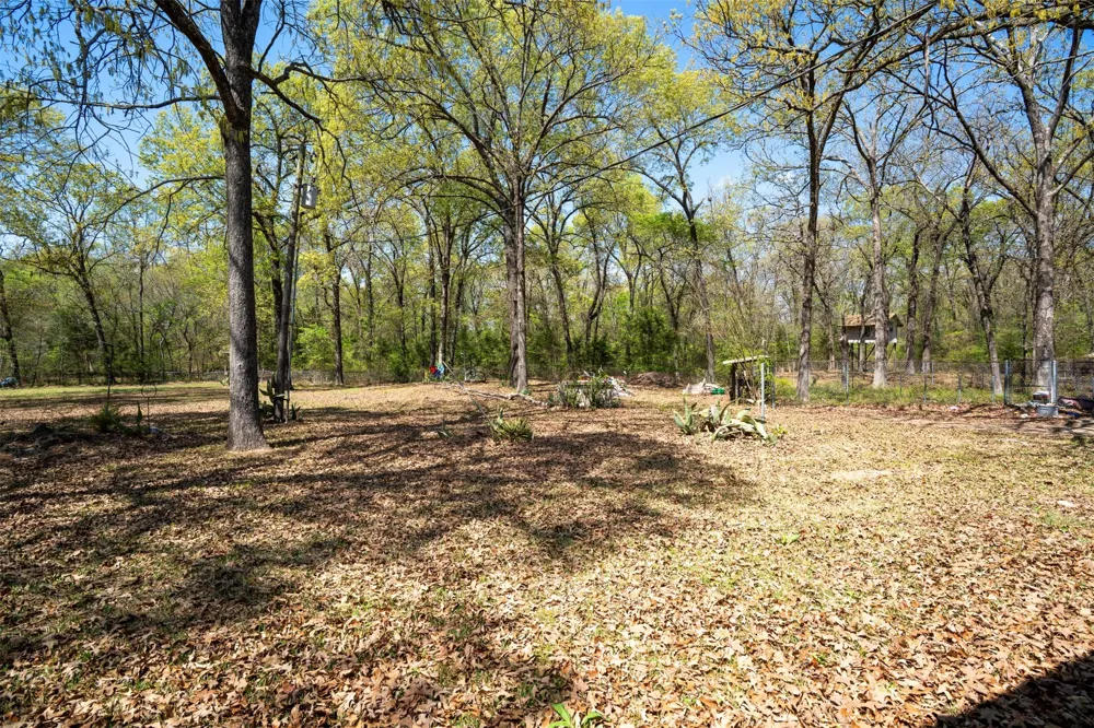 375 County Road 45080 Powderly, TX 75473
