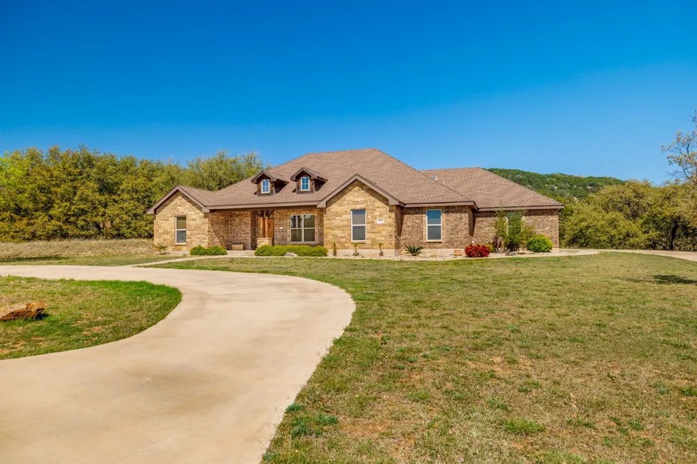 181 Cougar Run Tuscola, TX 79562