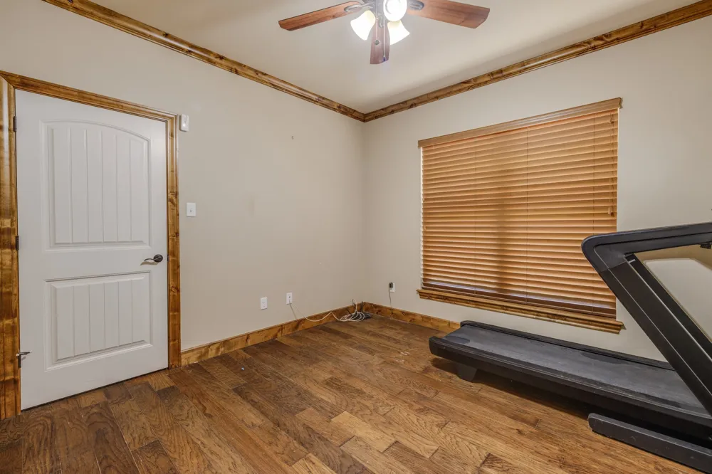 181 Cougar Run Tuscola, TX 79562