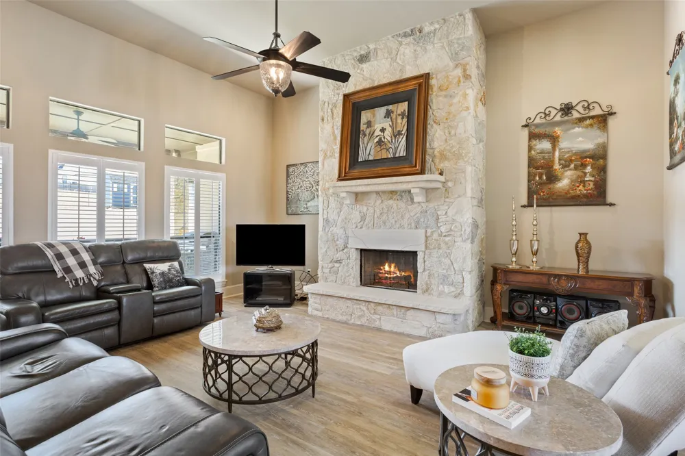 1007 Saddle Bluff Drive Salado, TX 76571