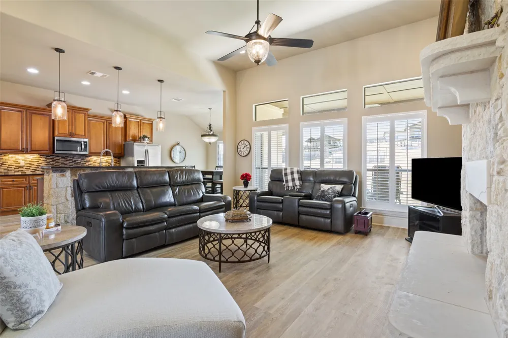 1007 Saddle Bluff Drive Salado, TX 76571