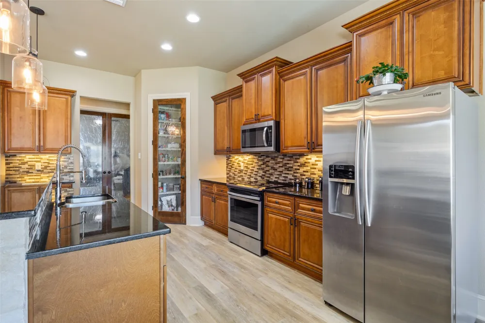 1007 Saddle Bluff Drive Salado, TX 76571