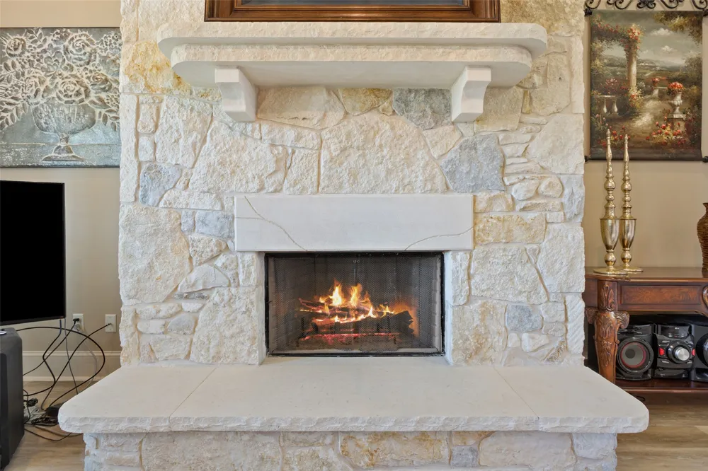 1007 Saddle Bluff Drive Salado, TX 76571