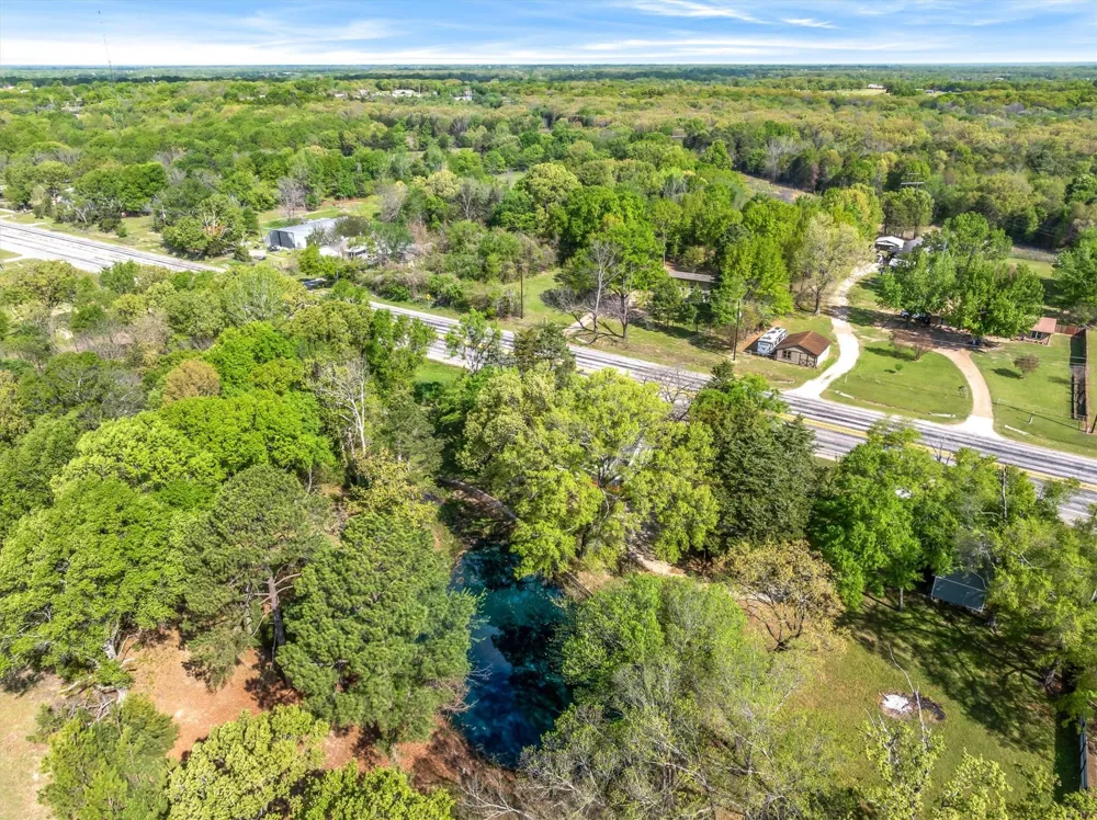 15853 Highway 80 Edgewood, TX 75117