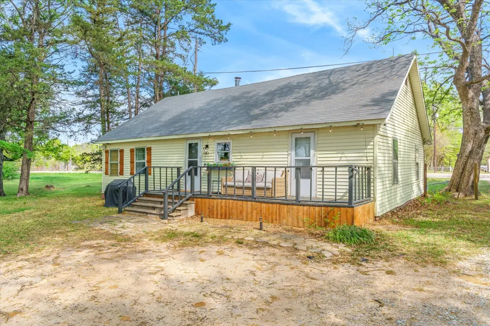 15853 Highway 80 Edgewood, TX 75117