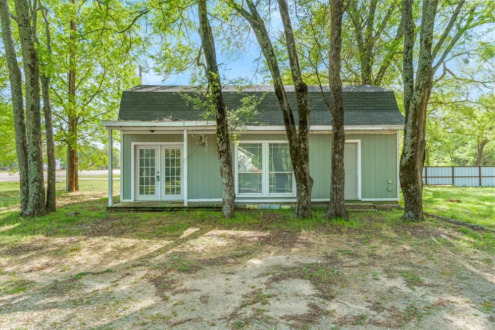 15853 Highway 80 Edgewood, TX 75117