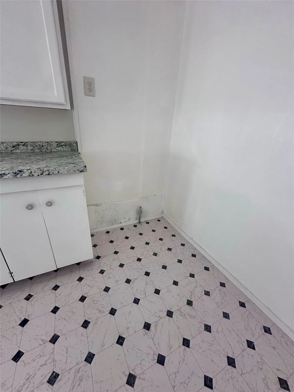 302 W Ripley Street Coleman, TX 76834