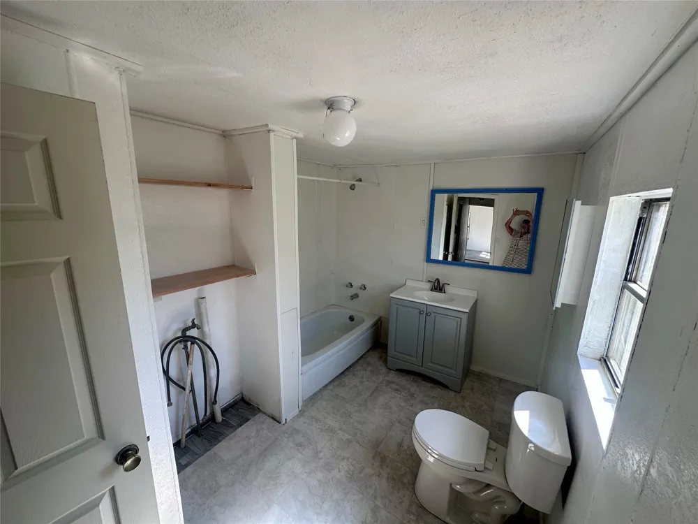302 W Ripley Street Coleman, TX 76834