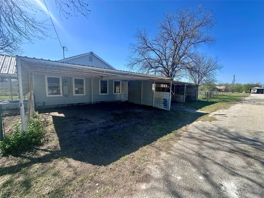 302 W Ripley Street Coleman, TX 76834
