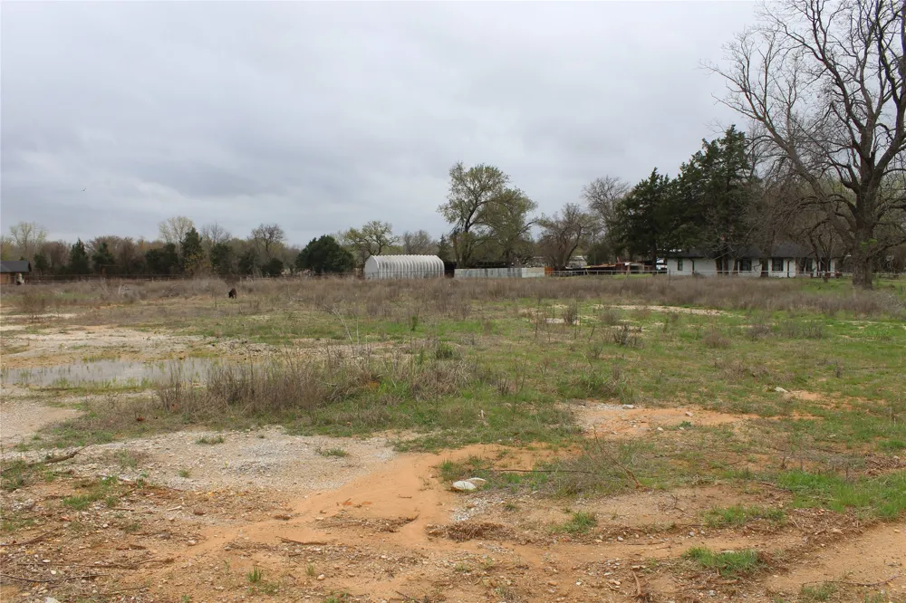 2320 Post Oak Road Hutchins, TX 75141