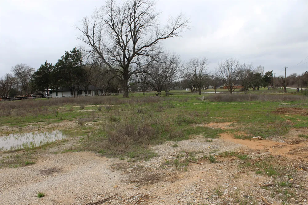 2320 Post Oak Road Hutchins, TX 75141