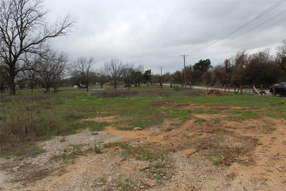 2320 Post Oak Road Hutchins, TX 75141