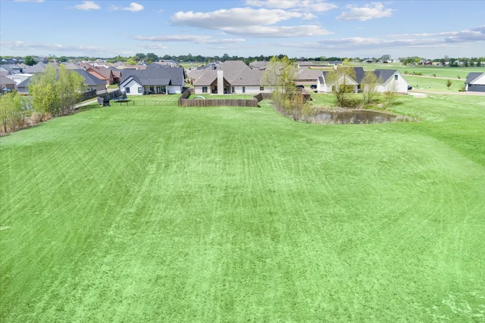 1024 Cecilia Court Robinson, TX 76706