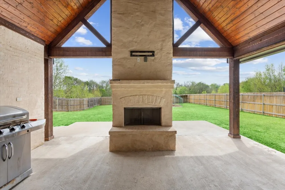 1024 Cecilia Court Robinson, TX 76706