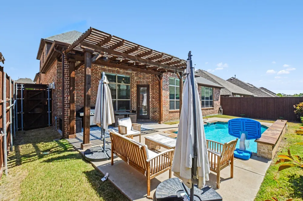 3323 Royal Ridge Drive Rockwall, TX 75087