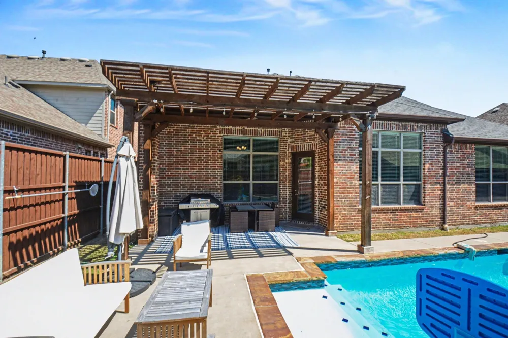 3323 Royal Ridge Drive Rockwall, TX 75087