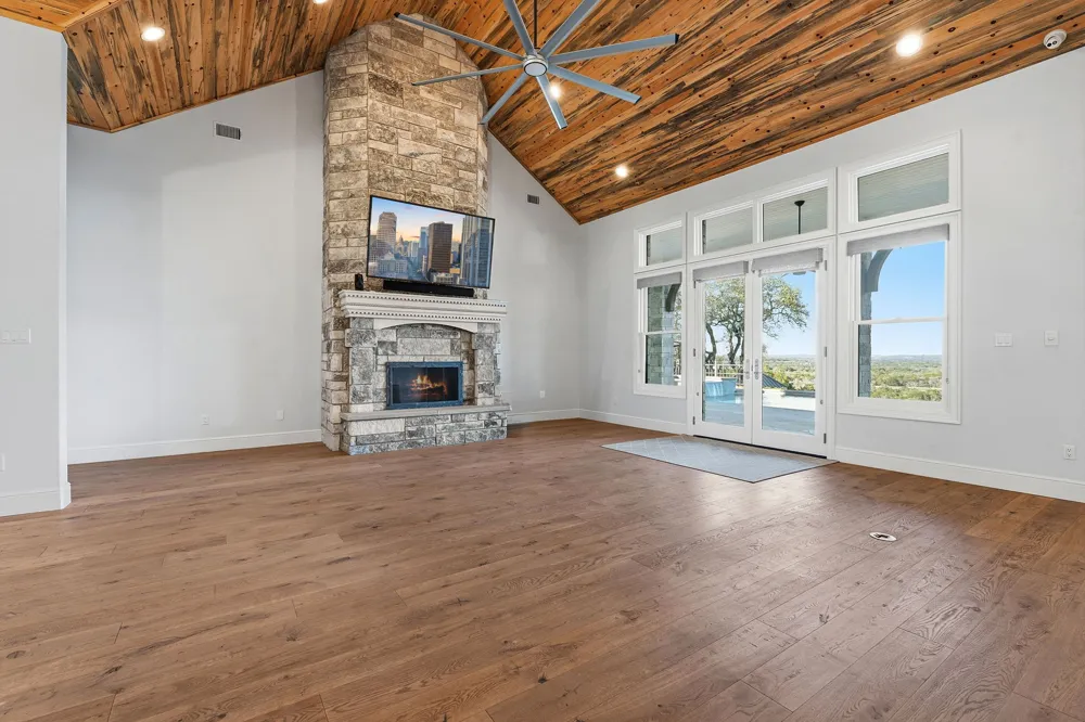 306 Napa Court Driftwood, TX 78619