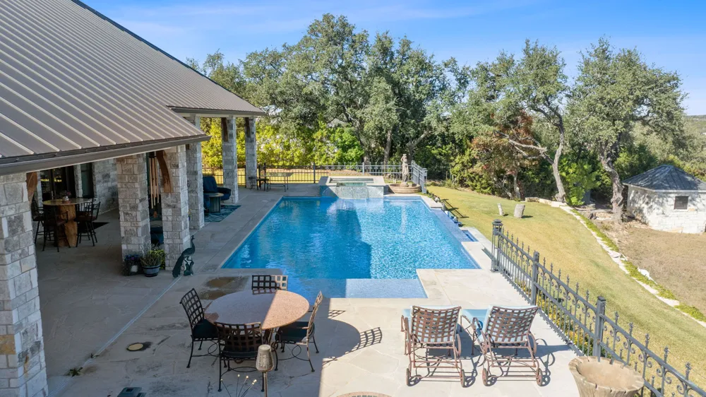 306 Napa Court Driftwood, TX 78619