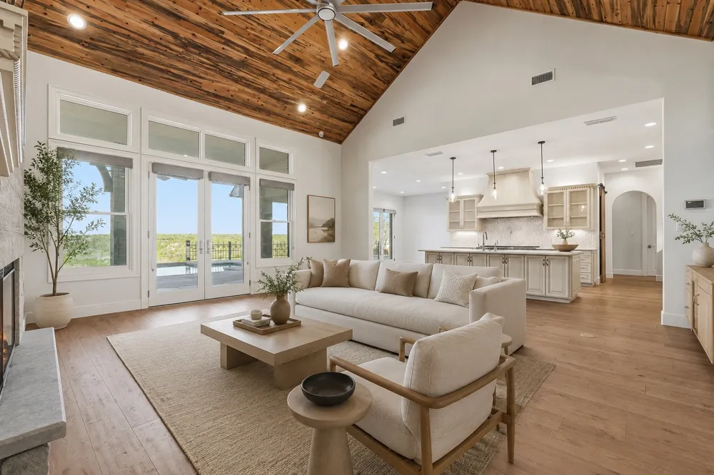 306 Napa Court Driftwood, TX 78619