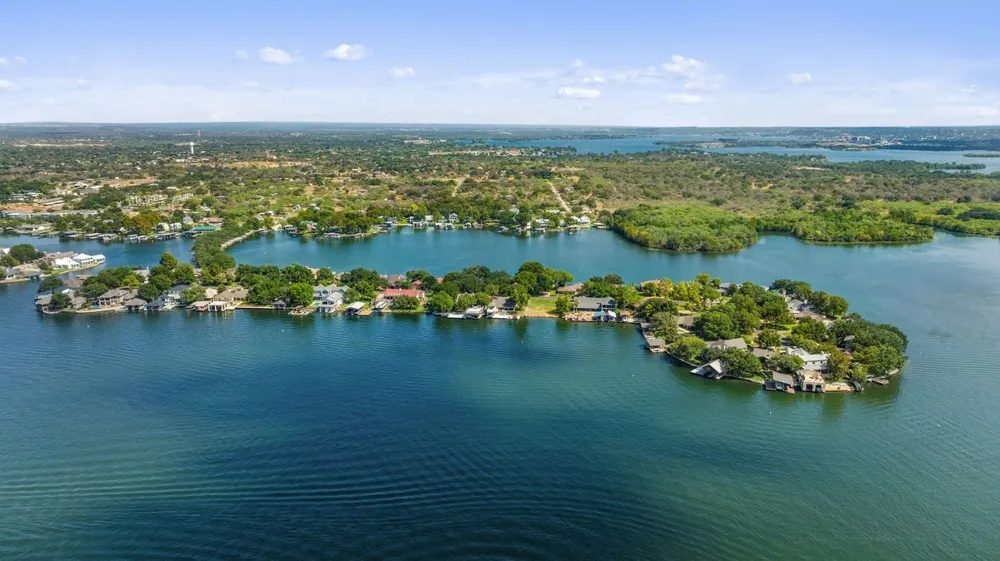 30 Beaver Island Granite Shoals, TX 78654