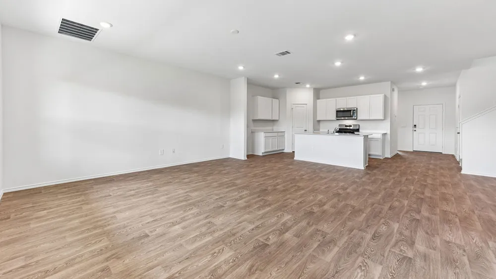 12209 Silverton Tree Bend Mustang Ridge, TX 78610