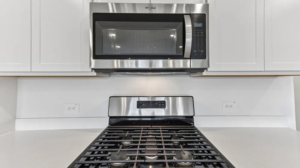 12209 Silverton Tree Bend Mustang Ridge, TX 78610