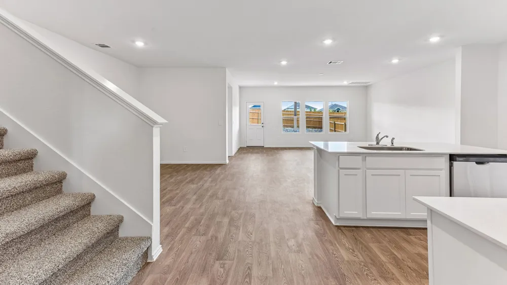 12209 Silverton Tree Bend Mustang Ridge, TX 78610