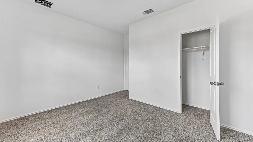 12209 Silverton Tree Bend Mustang Ridge, TX 78610
