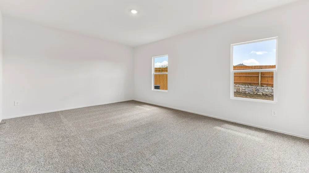 12209 Silverton Tree Bend Mustang Ridge, TX 78610