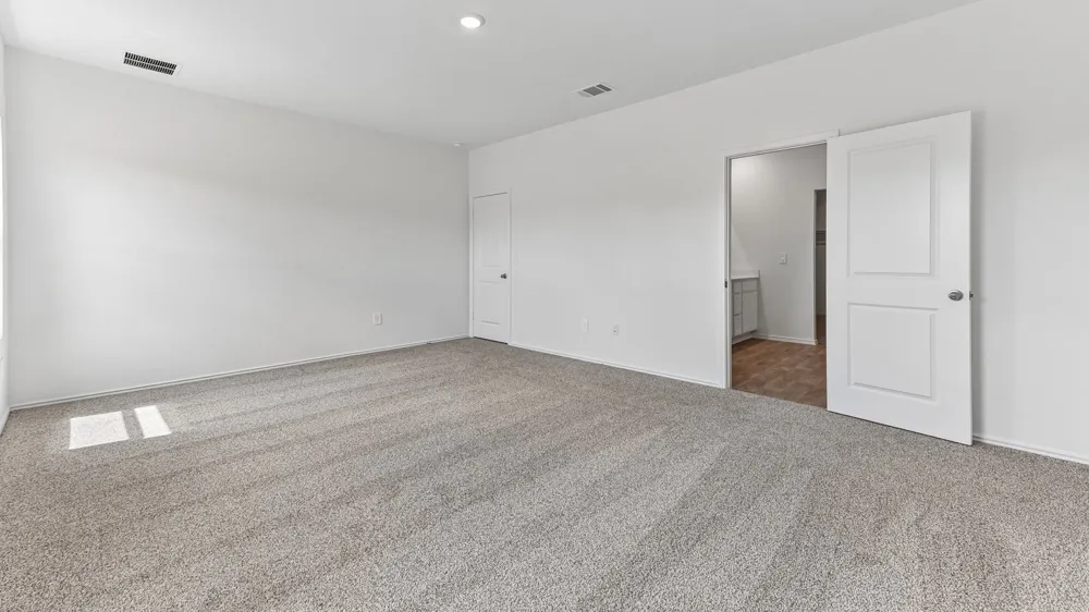 12209 Silverton Tree Bend Mustang Ridge, TX 78610
