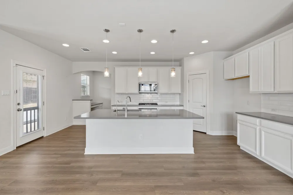 138 Fern Drive Buda, TX 78610