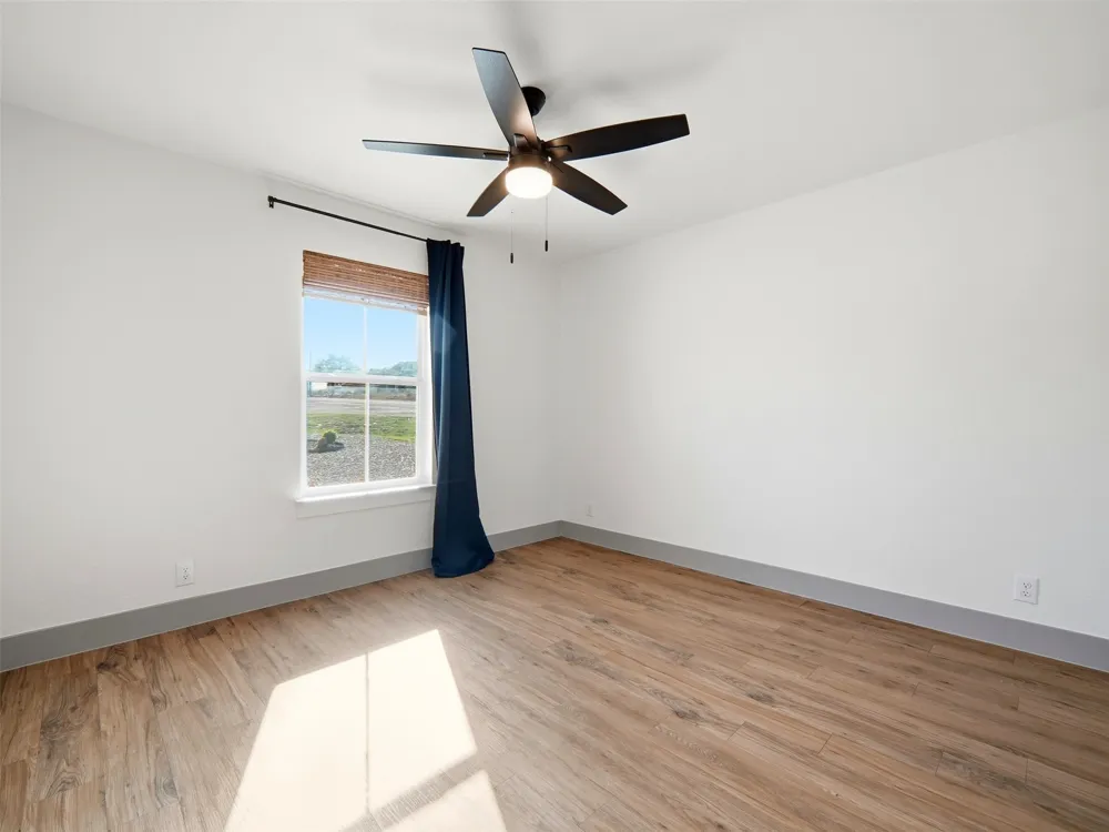 101 N Jerry Gray Blanco, TX 78606