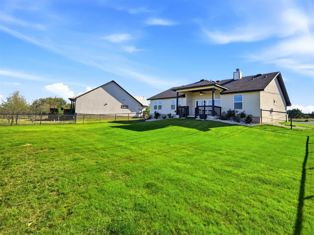 101 N Jerry Gray Blanco, TX 78606