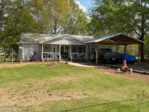 561 Lowe Circle