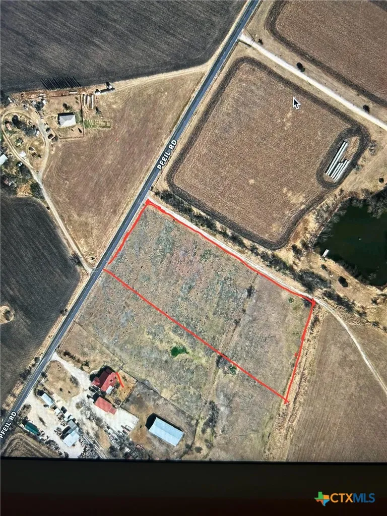 4610 Pfeil Rd. Converse, TX 78109
