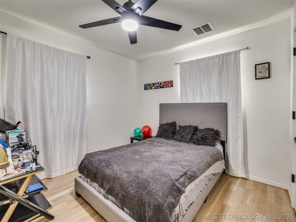 3431 S 116th Place Tulsa, OK 74146