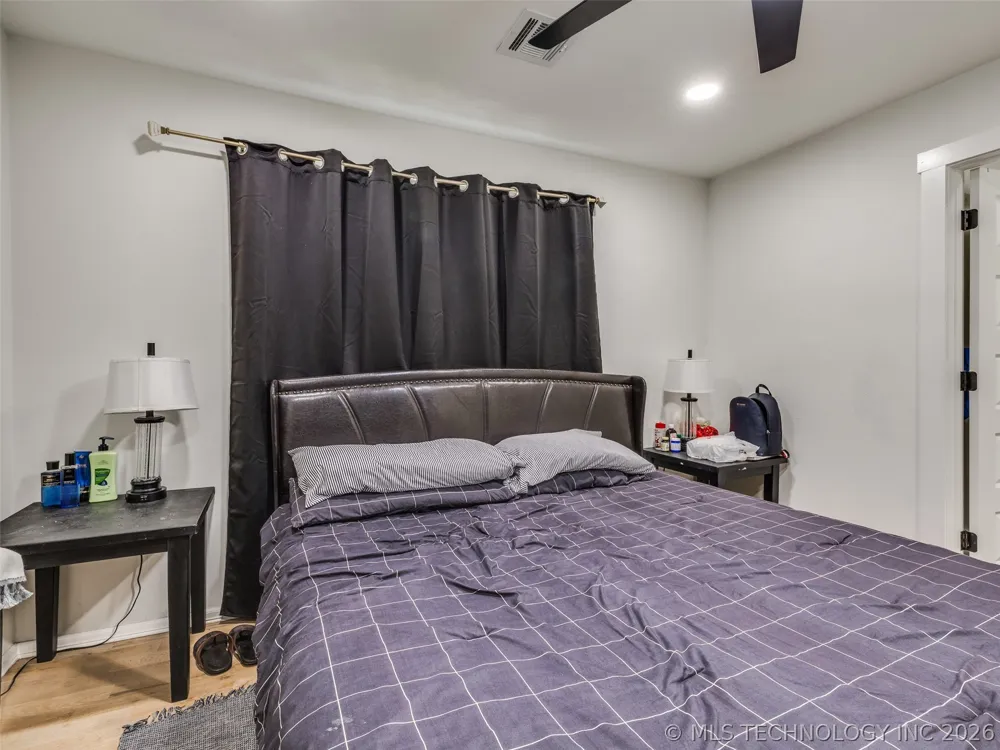 3431 S 116th Place Tulsa, OK 74146