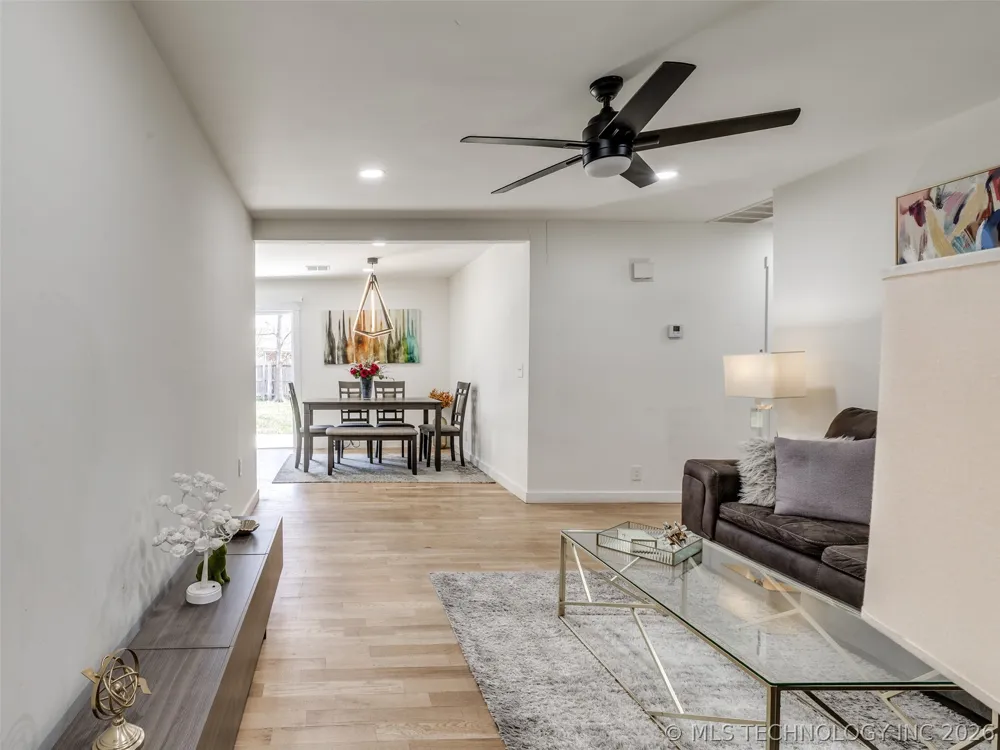 3431 S 116th Place Tulsa, OK 74146