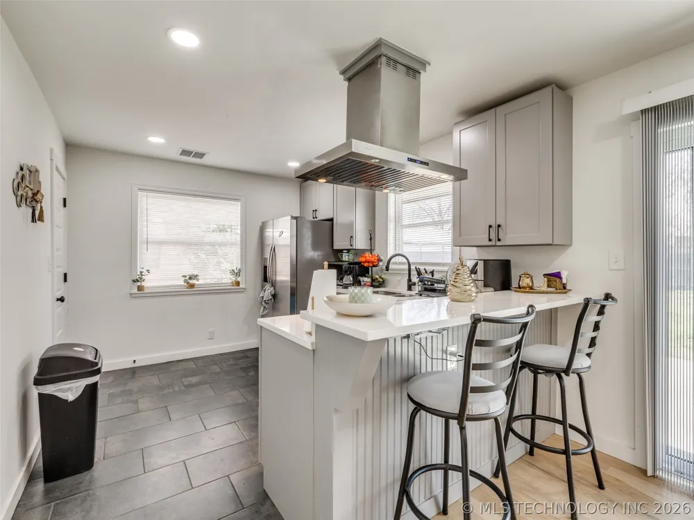 3431 S 116th Place Tulsa, OK 74146
