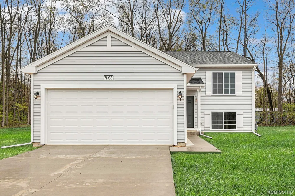 1222 Lockes Street Marion Township, MI 48843