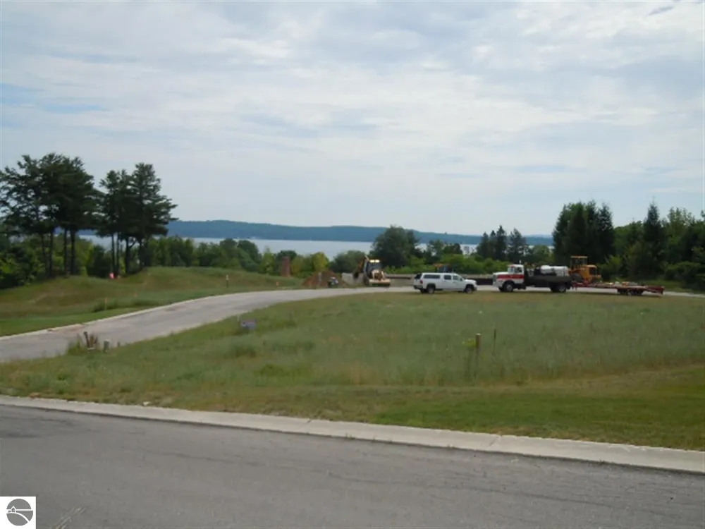 865 Wind Drift Drive Garfield Charter Township, MI 49684