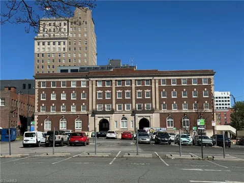 315 Spruce Street #301