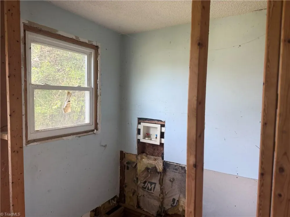 213 W Decatur Street Madison, NC 27025