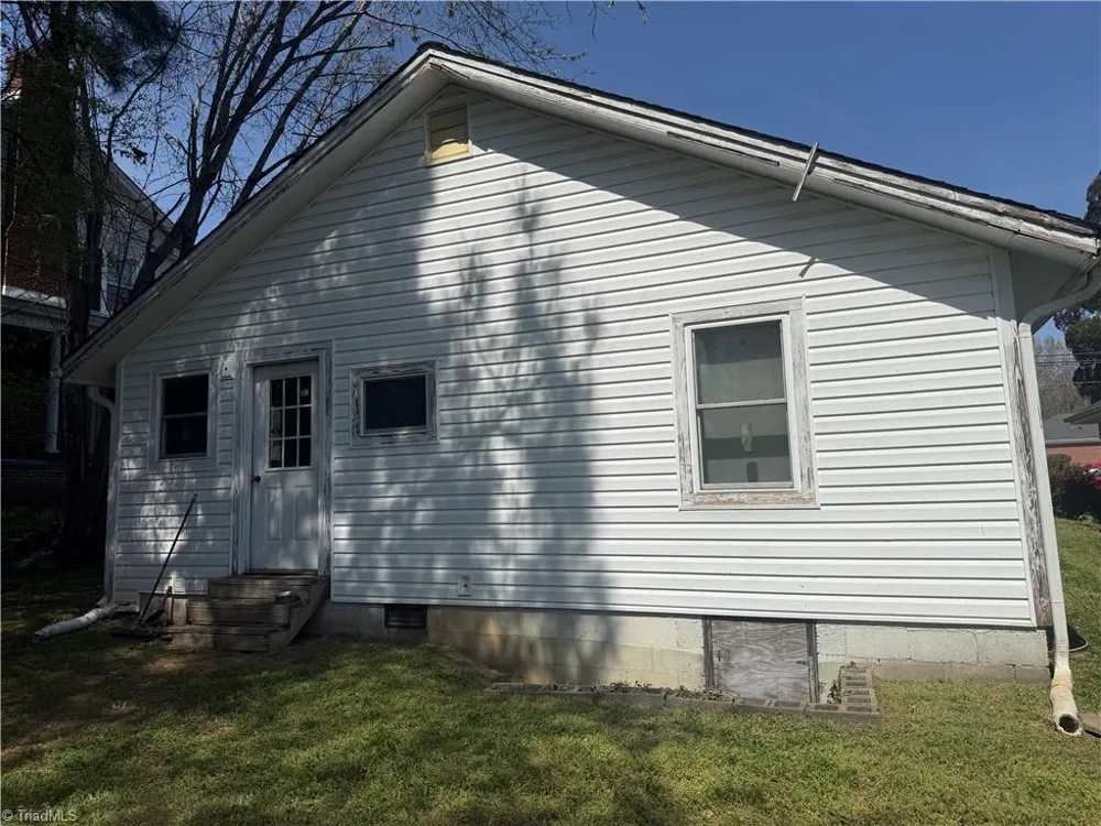 213 W Decatur Street Madison, NC 27025