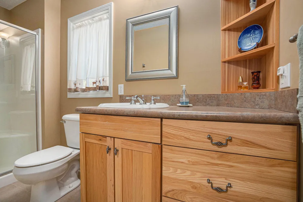 370 Kowalski Drive Tekonsha, MI 49092