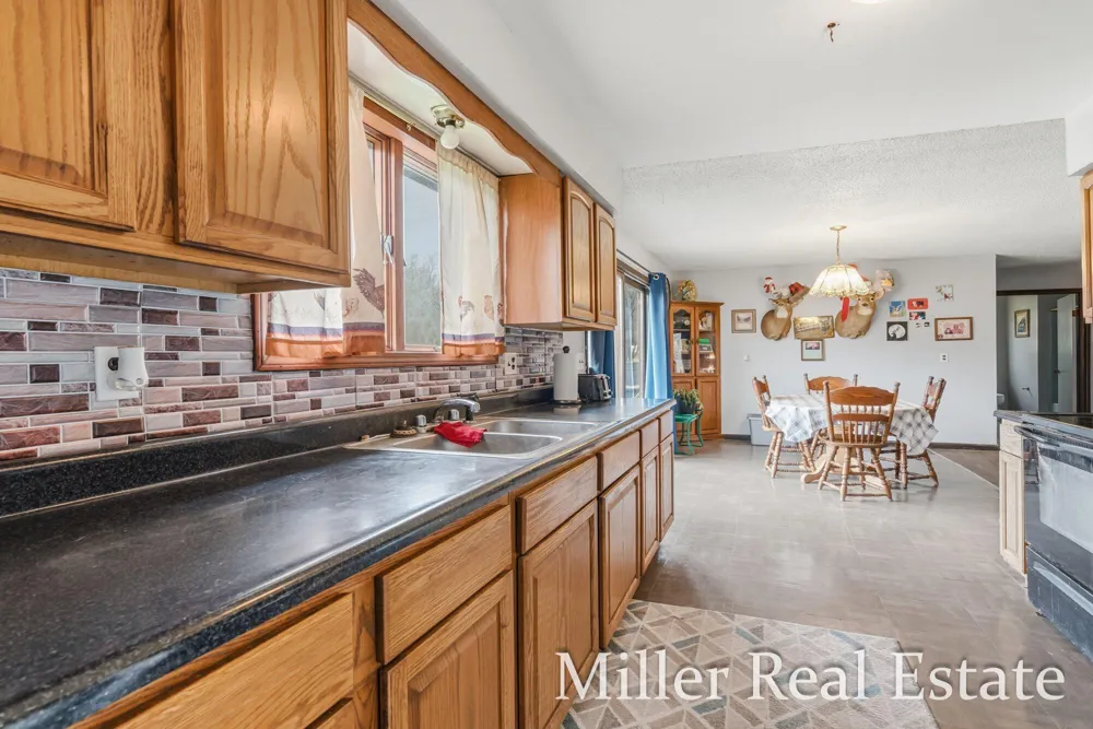 6130 Gurd Road Hastings, MI 49058